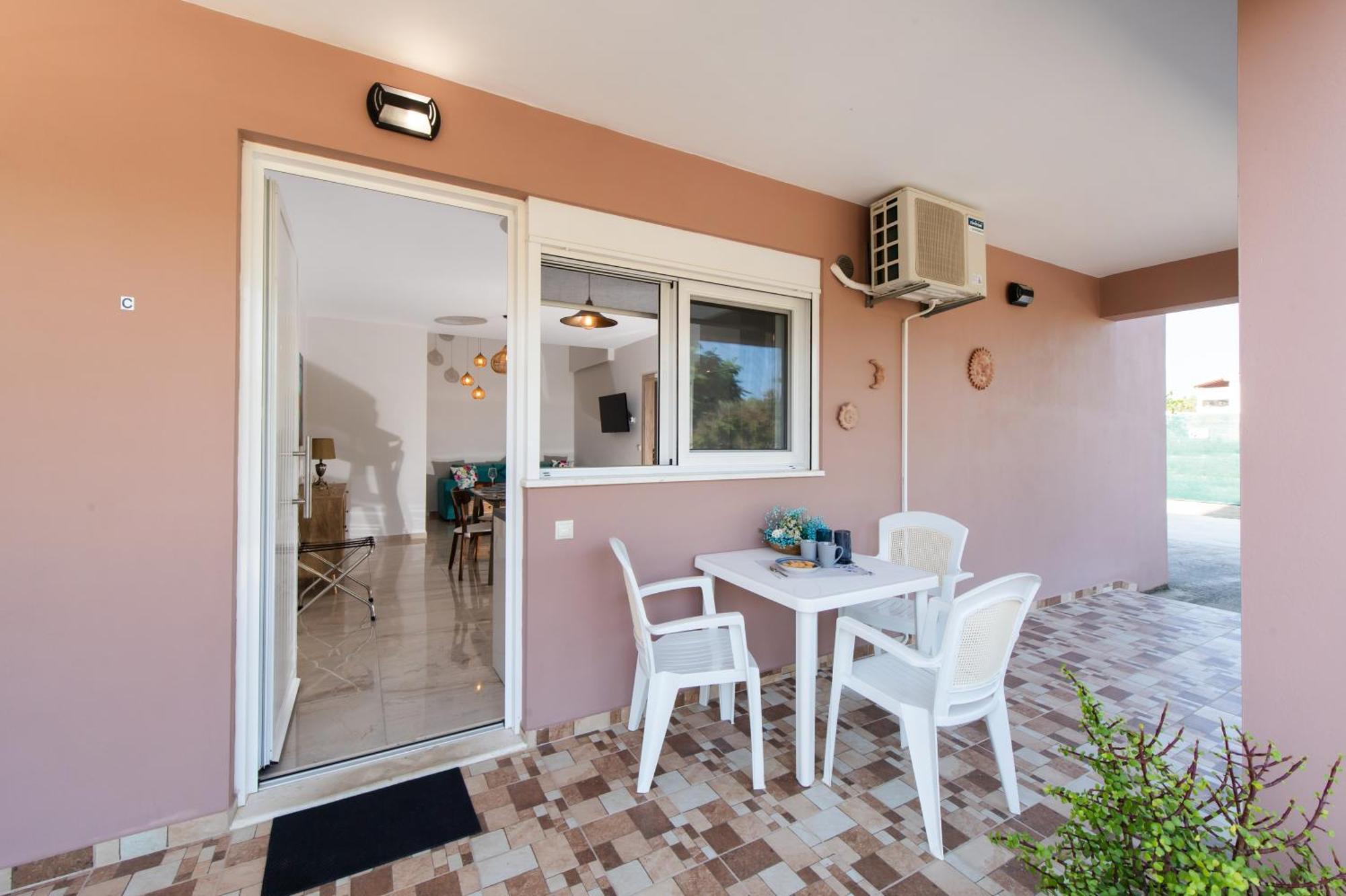 Ruellia Luxury Apartments Kalligoni 외부 사진